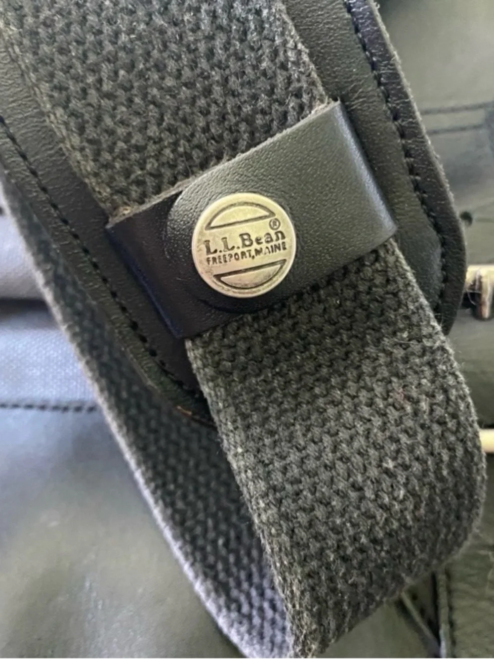 Vintage LL Bean Black Leather Gray Canvas Fishing Field Messenger Buckle Bag Vtg